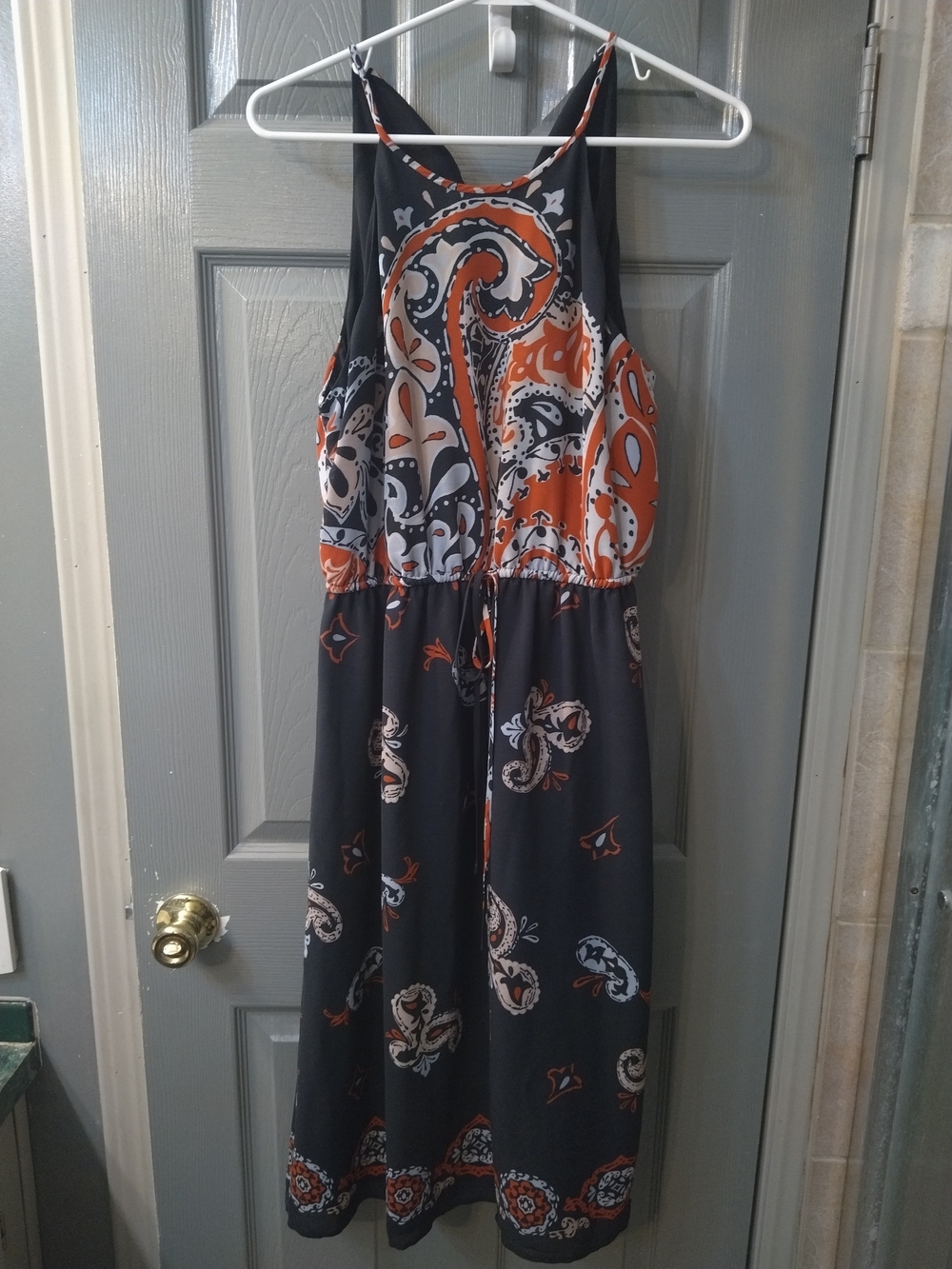 *NWOT* Ann Taylor LOFT Sunset Paisley Halter Dress.